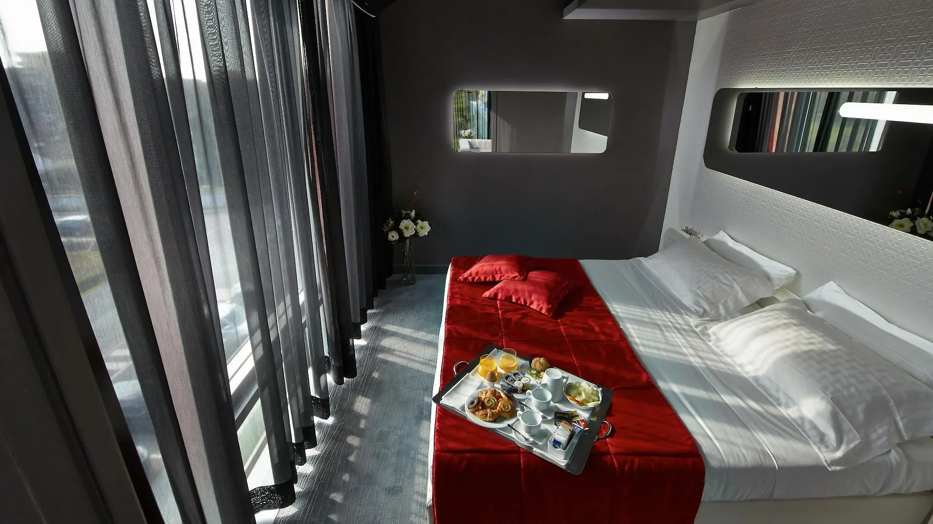San Ranieri Hotel Πίζα 4*,